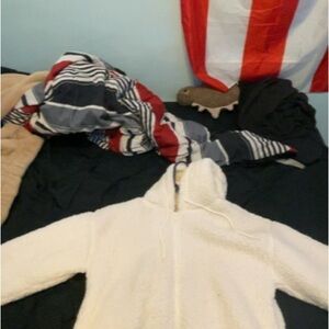 Forever 21 White Teddy Jacket Cozy Casual Outerwear